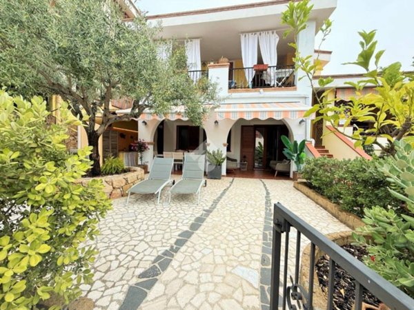 appartamento in vendita a Villasimius