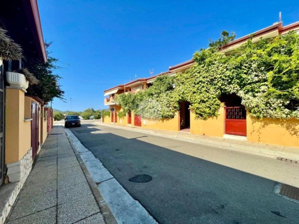 casa indipendente in vendita a Villasimius