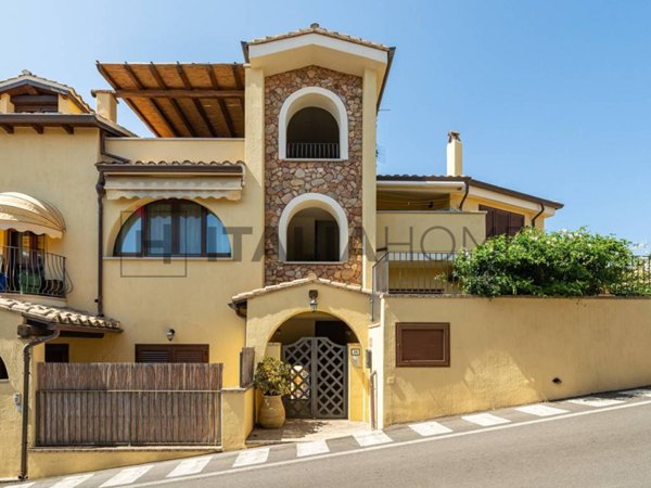 appartamento in vendita a Villasimius