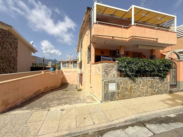 appartamento in vendita a Villasimius