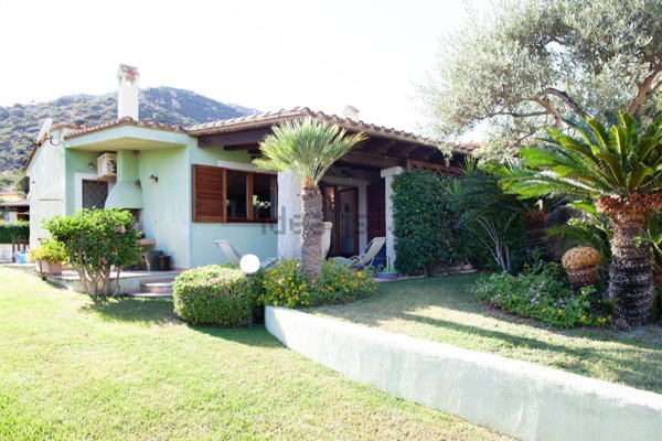 casa indipendente in vendita a Villasimius