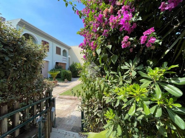 casa indipendente in vendita a Villasimius