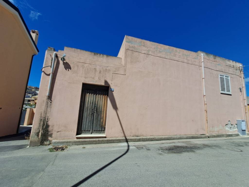 casa indipendente in vendita a Villasimius