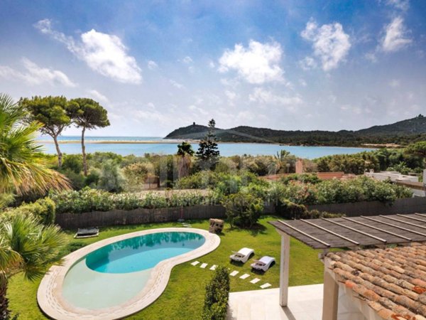 casa indipendente in vendita a Villasimius