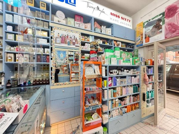 negozio in vendita a Villasimius