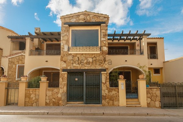 appartamento in vendita a Villasimius