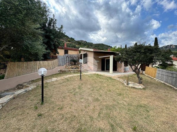 casa indipendente in vendita a Villasimius