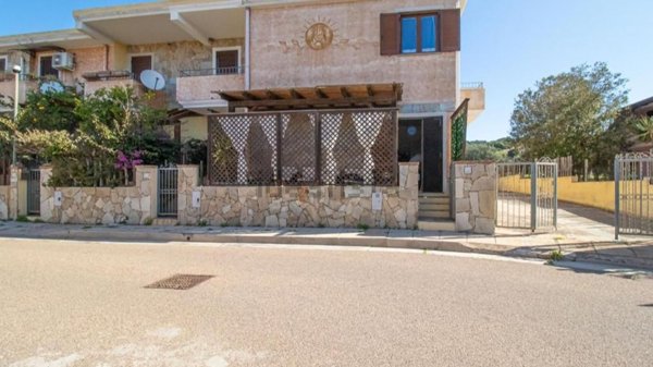 appartamento in vendita a Villasimius