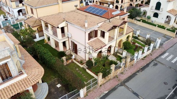 casa indipendente in vendita a Villasimius