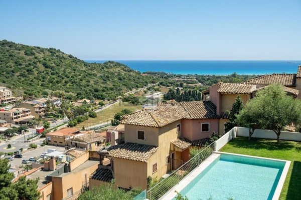 appartamento in vendita a Villasimius