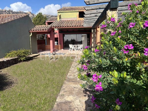 casa indipendente in vendita a Villasimius