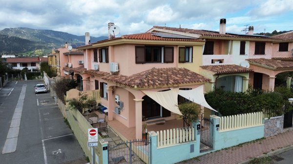 casa indipendente in vendita a Villasimius