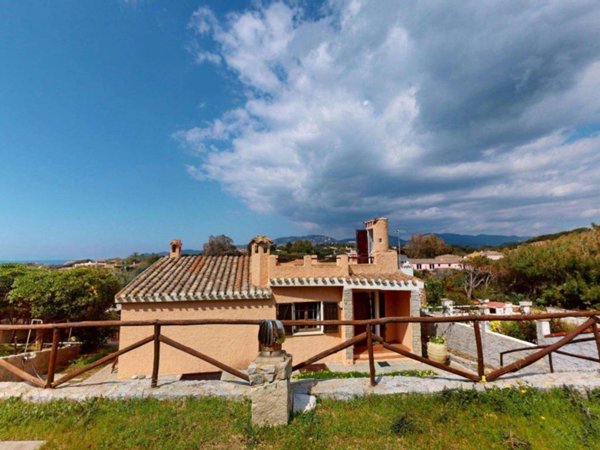 casa indipendente in vendita a Villasimius