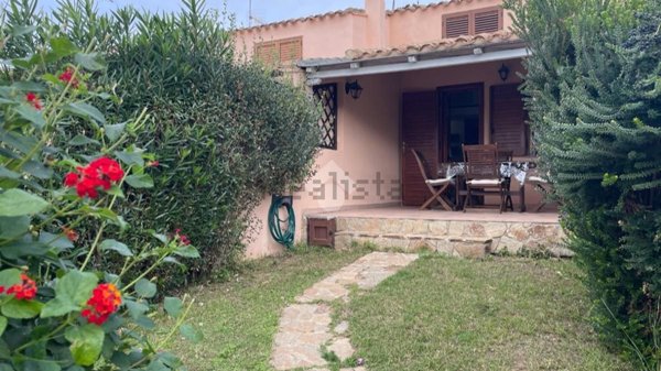 casa indipendente in vendita a Villasimius