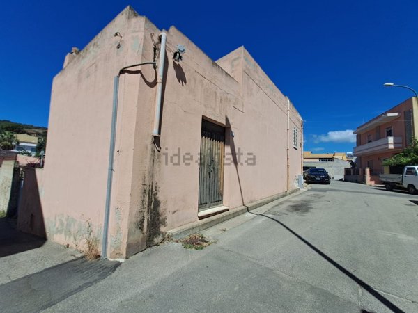 casa indipendente in vendita a Villasimius