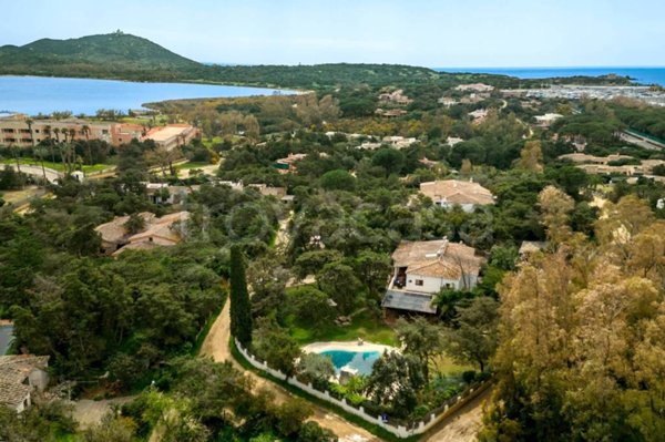 casa indipendente in vendita a Villasimius
