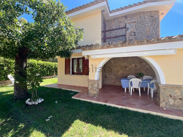 casa indipendente in vendita a Villasimius