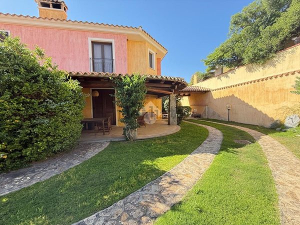 casa indipendente in vendita a Villasimius