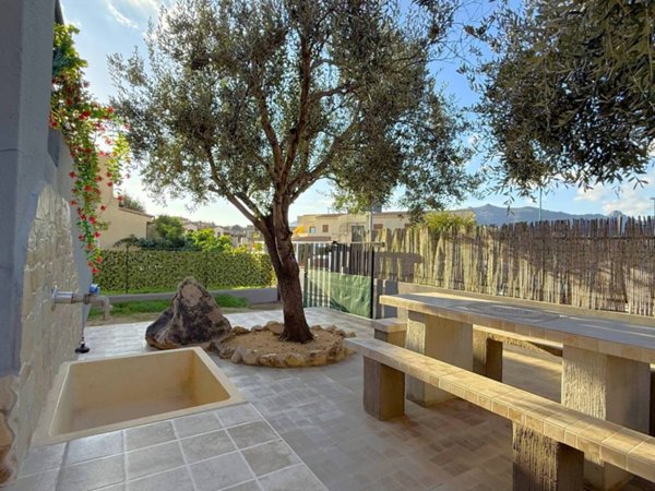 casa indipendente in vendita a Villasimius