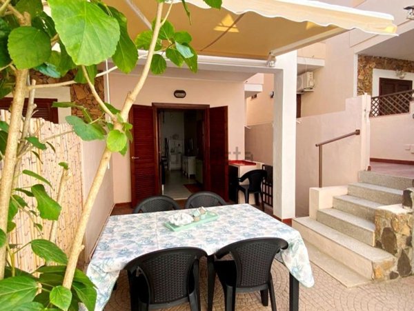 casa indipendente in vendita a Villasimius