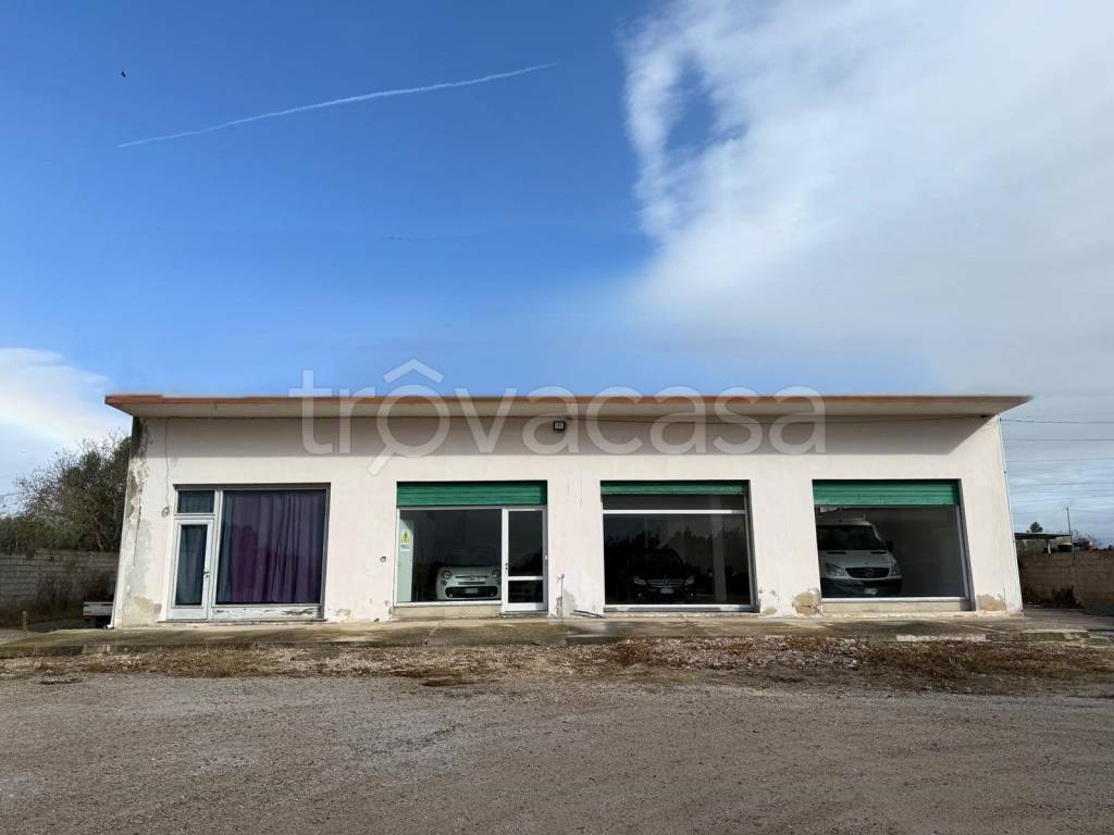 locale commerciale in vendita a Villasor
