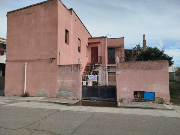 casa indipendente in vendita a Villaspeciosa