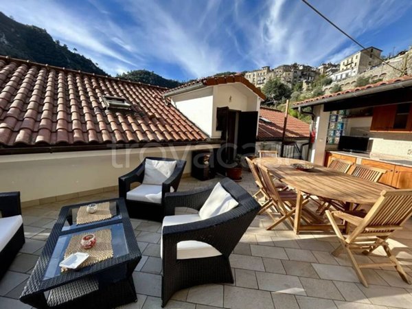 appartamento in vendita ad Airole