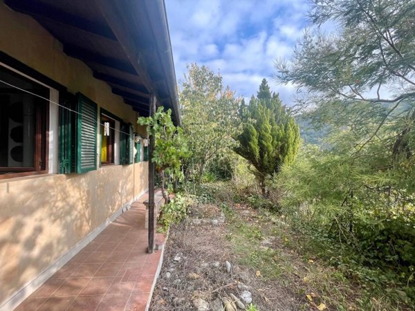appartamento in vendita ad Apricale