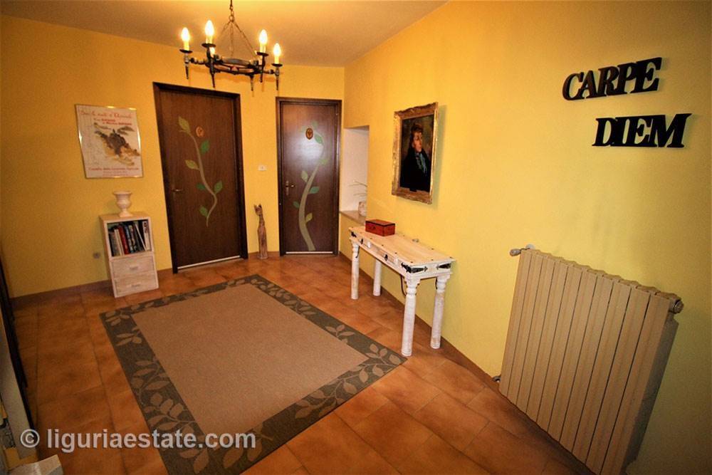 appartamento in vendita ad Apricale