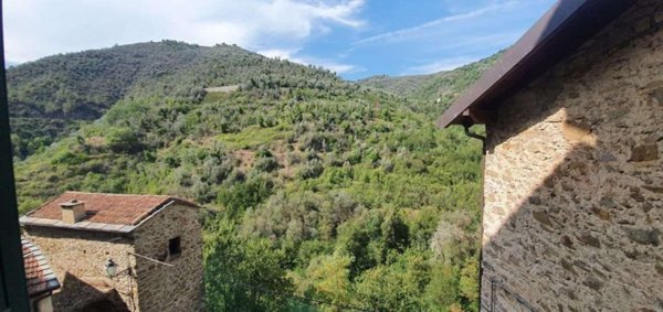 appartamento in vendita ad Apricale