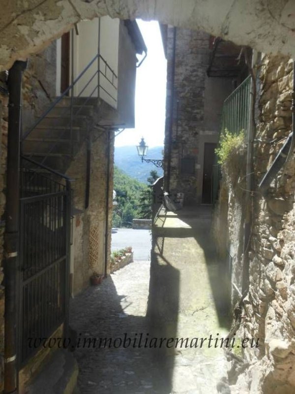 appartamento in vendita ad Apricale