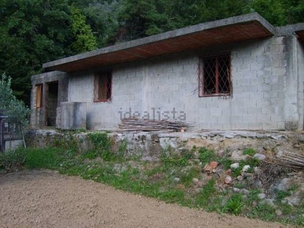 casale in vendita ad Apricale