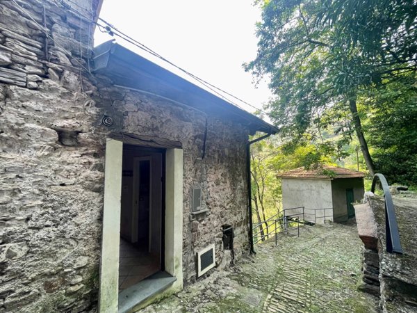 appartamento in vendita ad Apricale