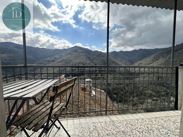 appartamento in vendita ad Apricale