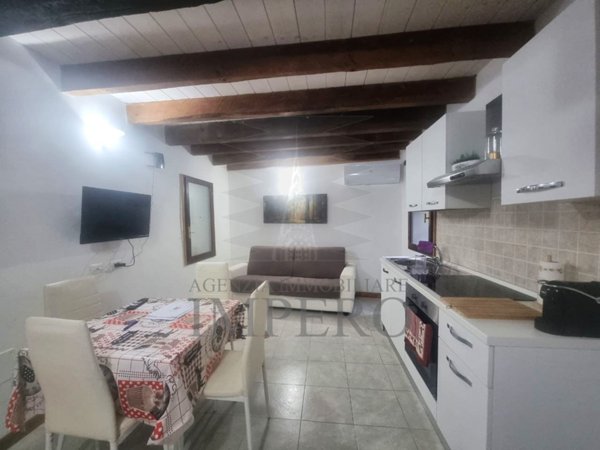 appartamento in vendita ad Apricale