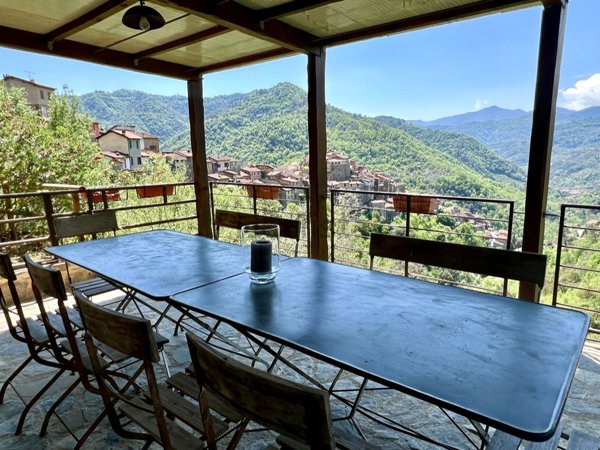 appartamento in vendita ad Apricale