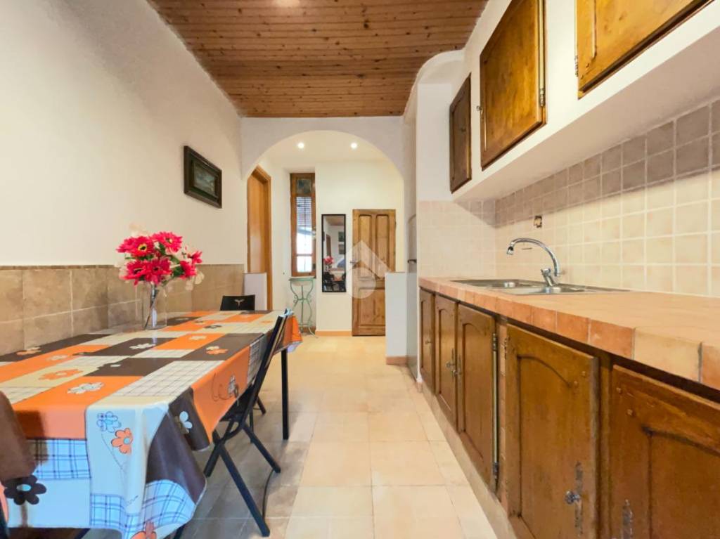 appartamento in vendita ad Apricale
