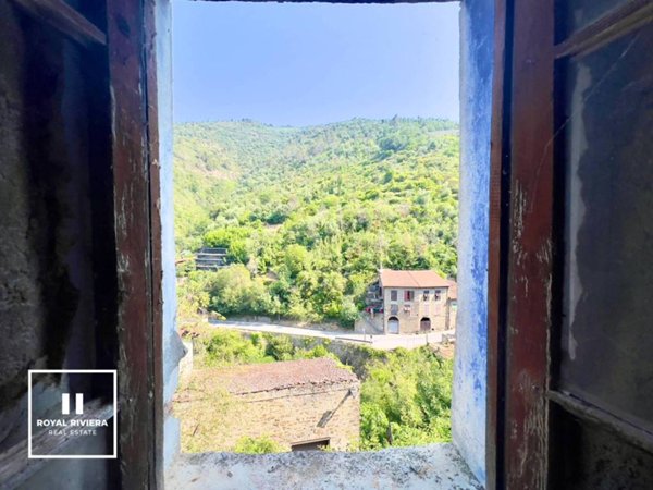 appartamento in vendita ad Apricale