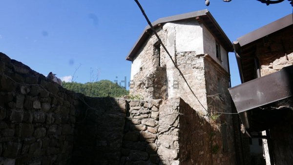 appartamento in vendita ad Apricale