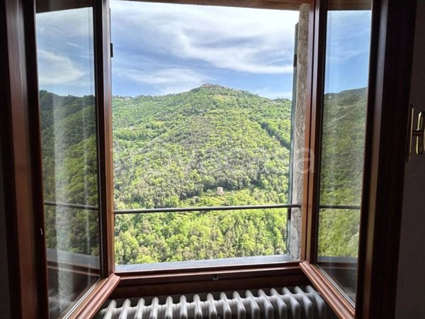 appartamento in vendita ad Apricale