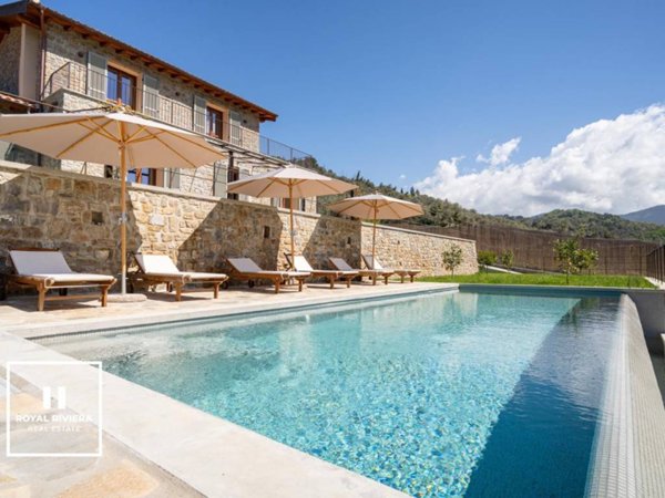 casa indipendente in vendita ad Apricale