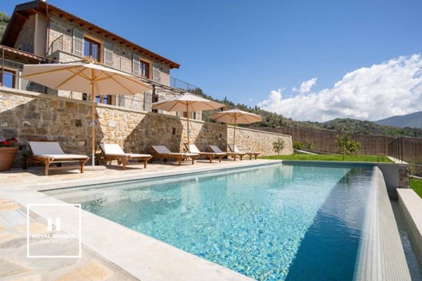 casa indipendente in vendita ad Apricale