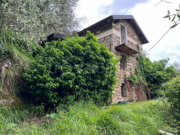casa indipendente in vendita ad Apricale