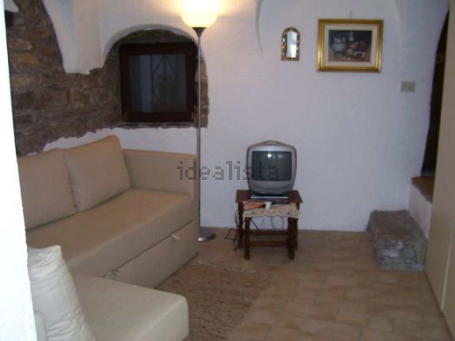 appartamento in vendita ad Apricale in zona Semoigo