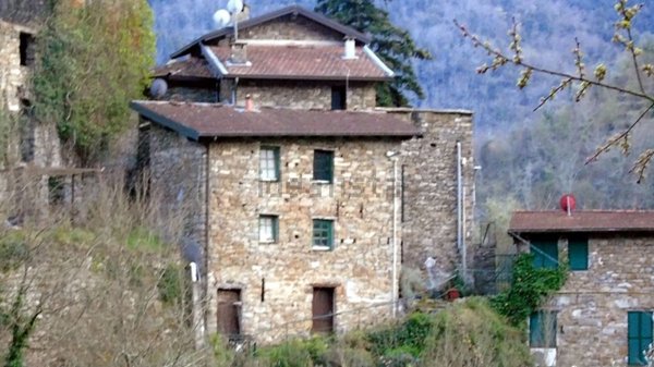 appartamento in vendita ad Apricale