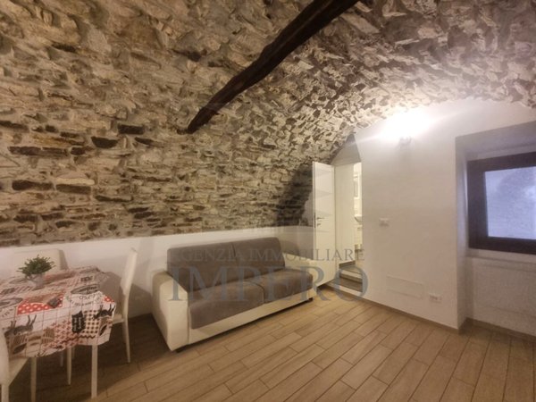 appartamento in vendita ad Apricale