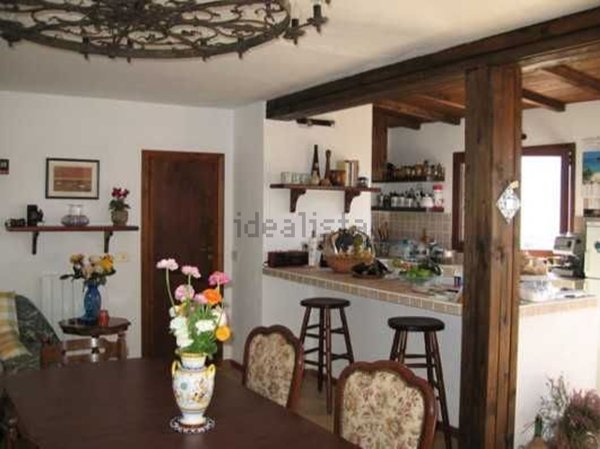 casa indipendente in vendita ad Apricale