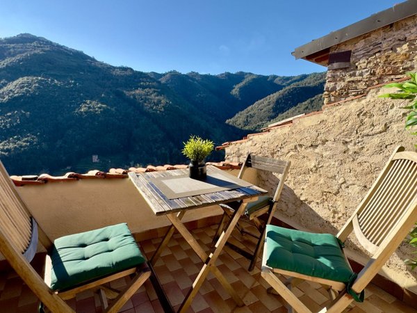 appartamento in vendita ad Apricale