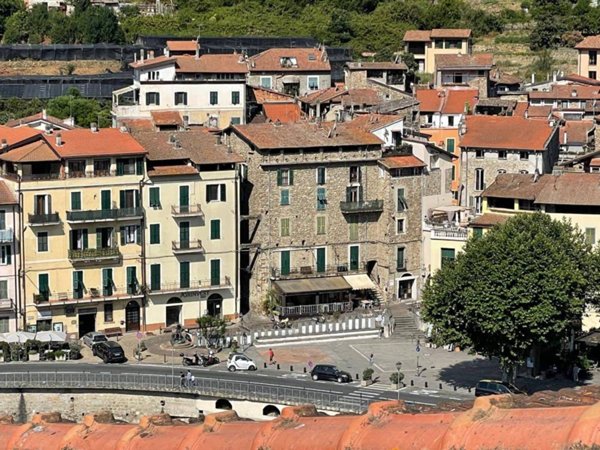 appartamento in vendita ad Apricale