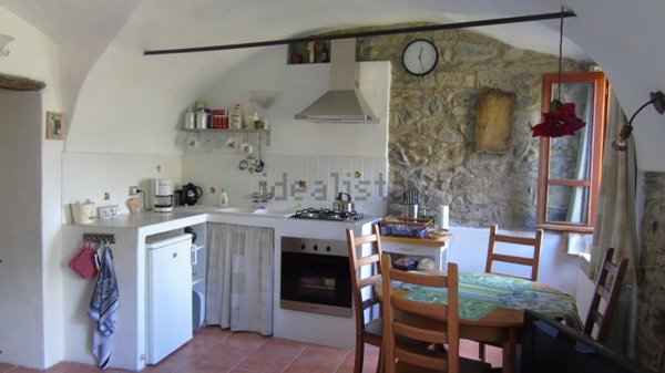 appartamento in vendita ad Apricale